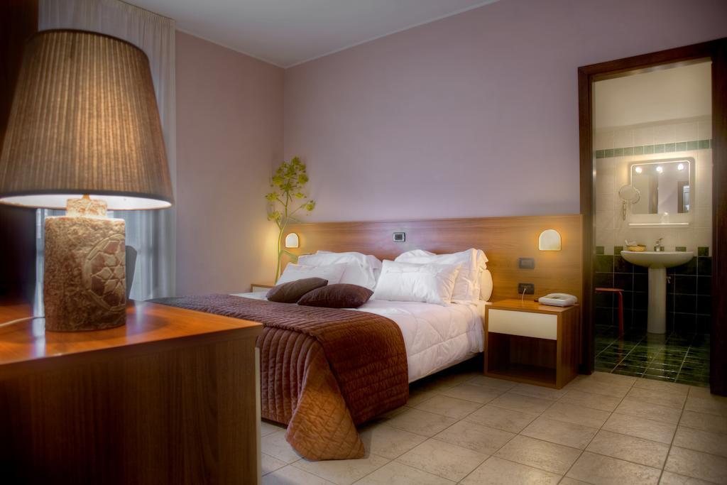 Hotel Tuscania Panoramico Exteriör bild