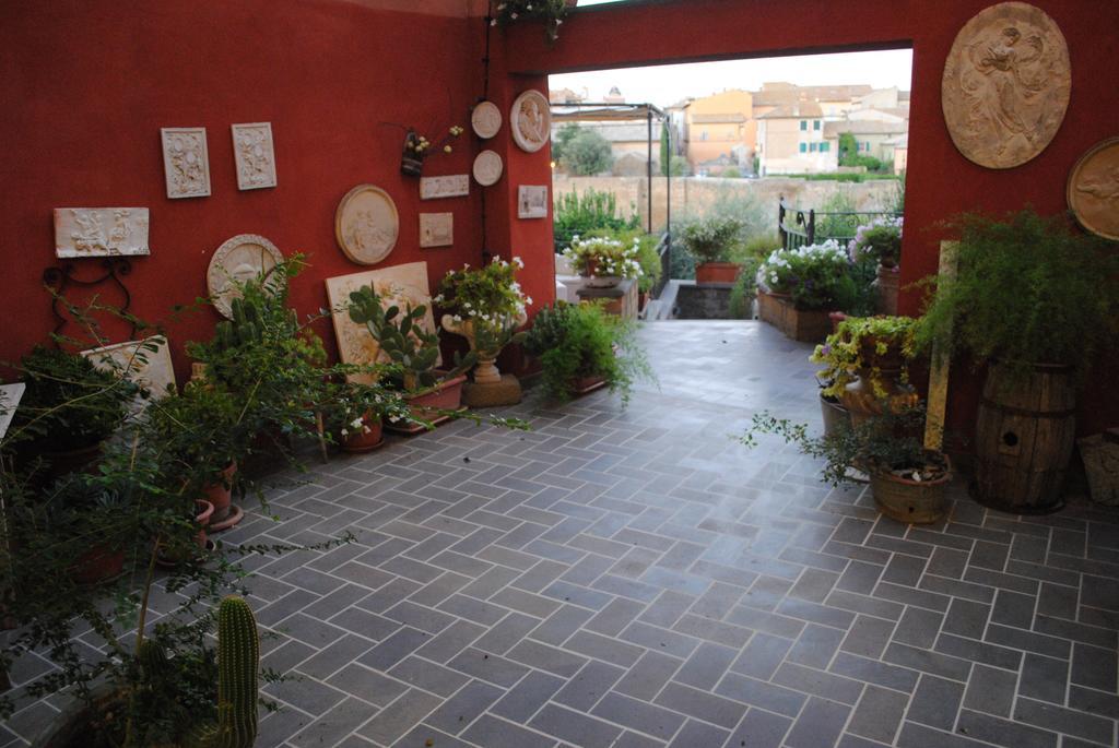 Hotel Tuscania Panoramico Exteriör bild