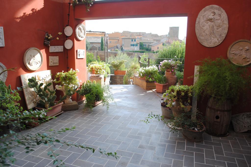 Hotel Tuscania Panoramico Exteriör bild