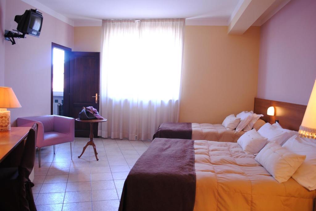 Hotel Tuscania Panoramico Exteriör bild